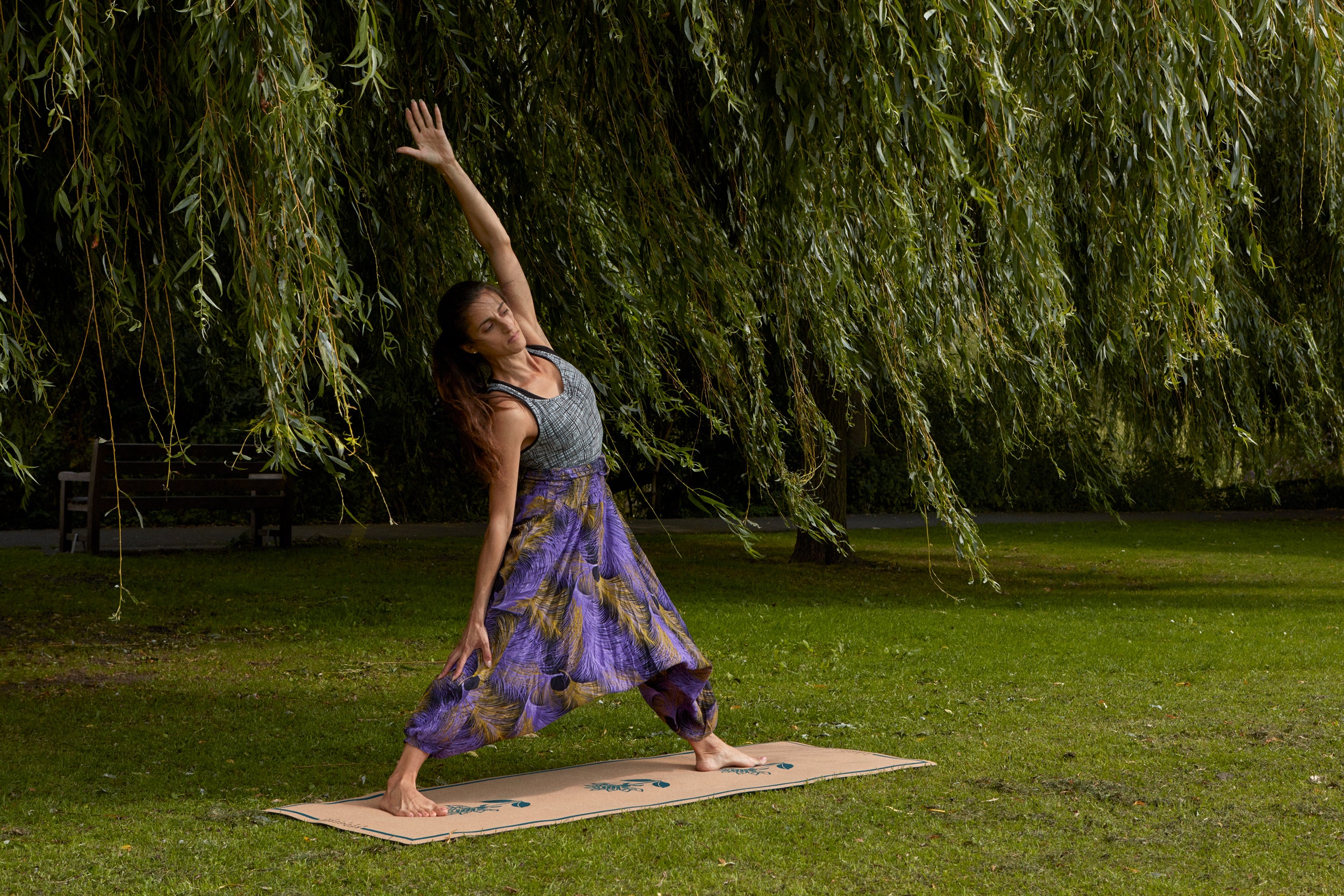 Elevate your outdoor yoga experience with our expert tips!