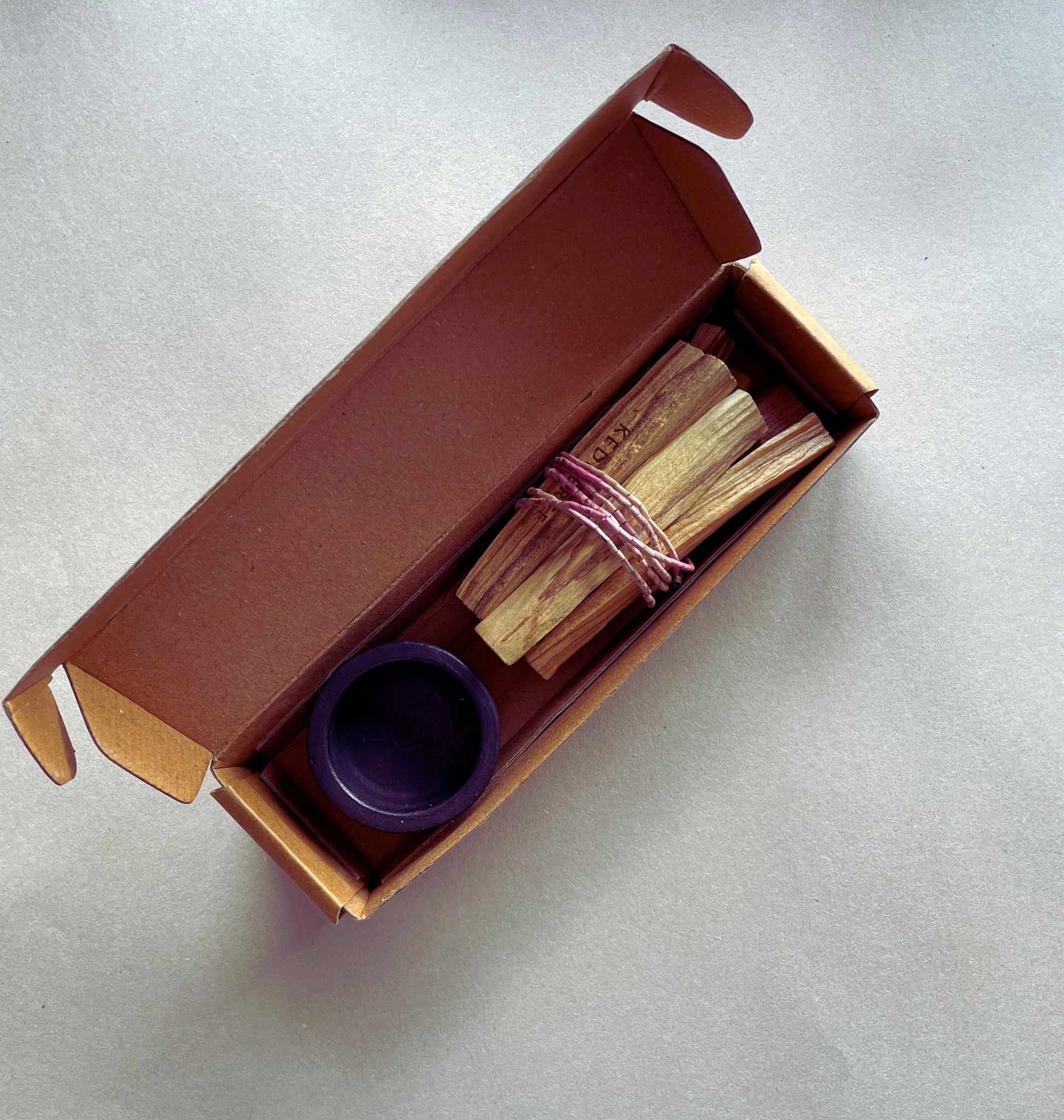 Holistic Palo Santo Set with burner