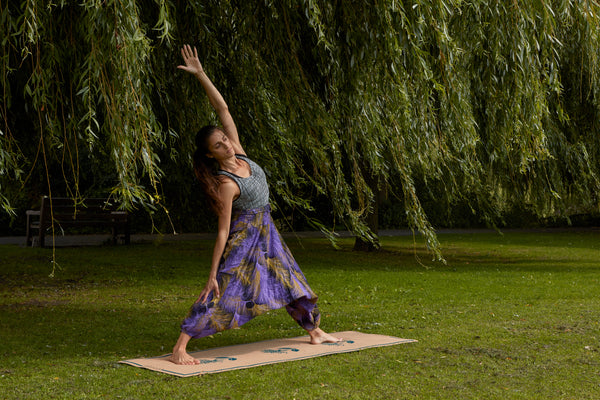 Elevate your outdoor yoga experience with our expert tips!