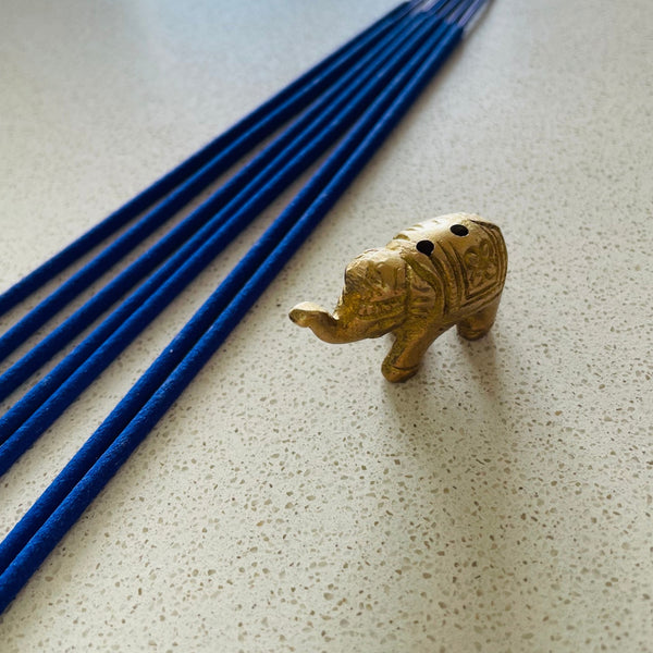 Good Luck Elephant Holder (10 incense sticks pack)